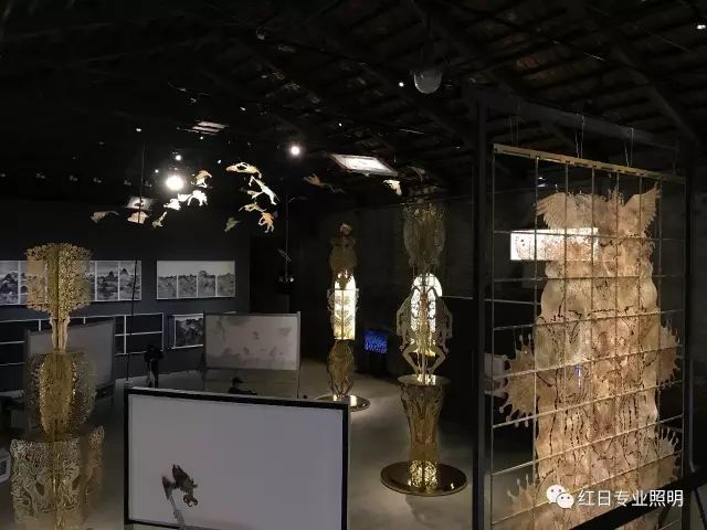紅日照明榮獲中國藝術品產業博覽會--貢獻獎